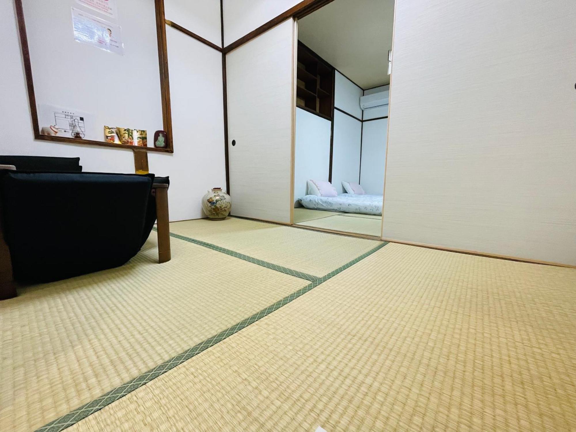 難波心斎橋10Minutes民宿2号室 Osaka Exterior photo